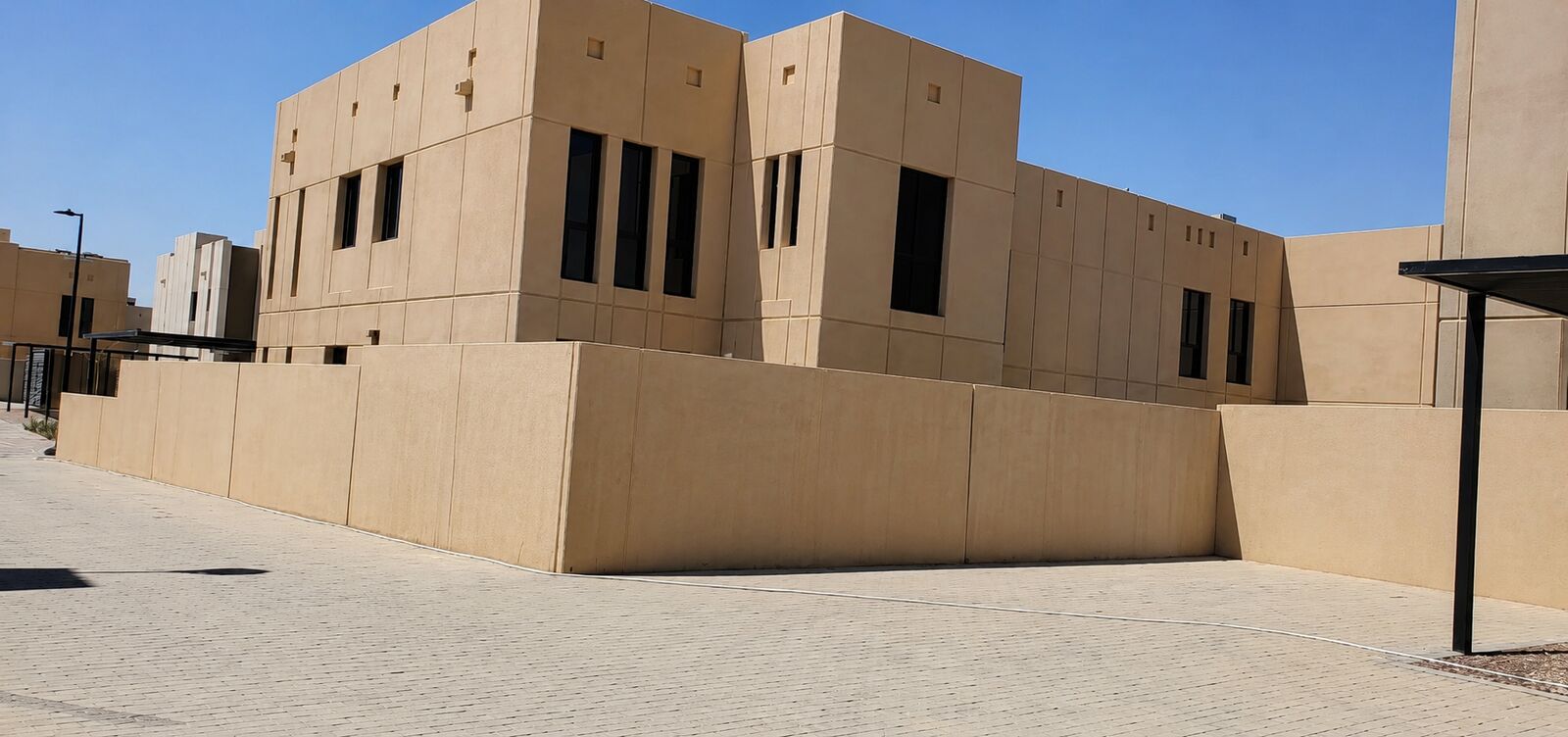 أعمال دهانات فلل مشروع روشن (ROSHN) — صورة 1